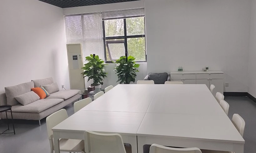 Office Environment3